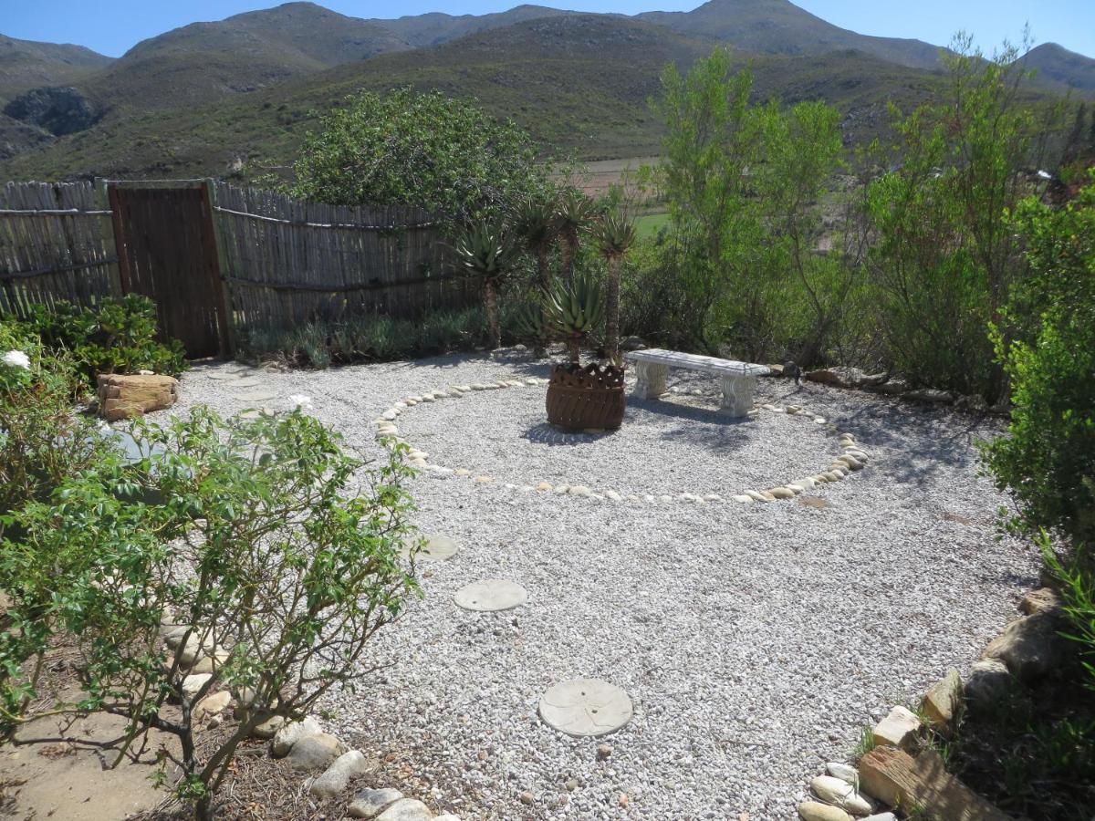 Отель Bo Kouga Mountain Retreat Ongelegen Экстерьер фото
